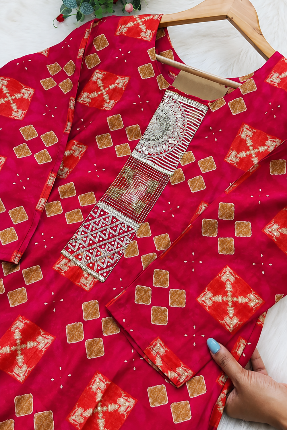 Red Embellished Georgette Salwar Suit for Women's