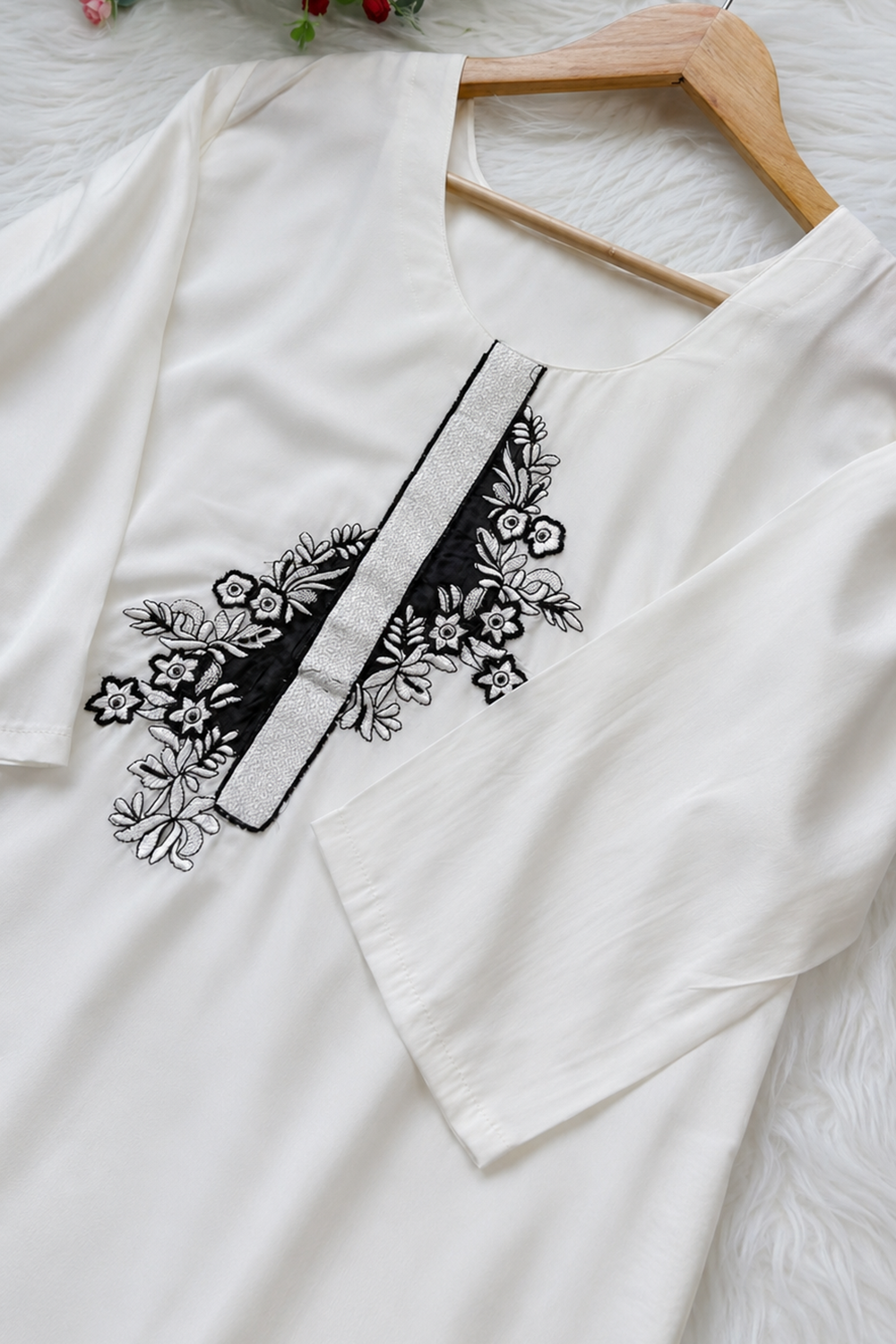 White Premium Salwar Suit for Women's